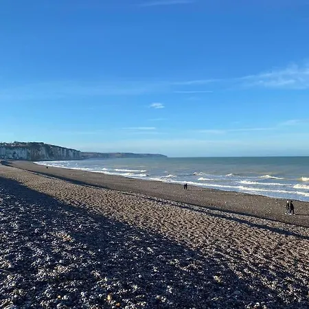 Aux Abords De Dieppe