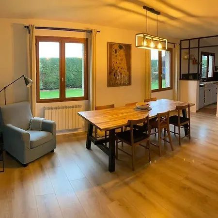 Aux Abords De Dieppe Villa
